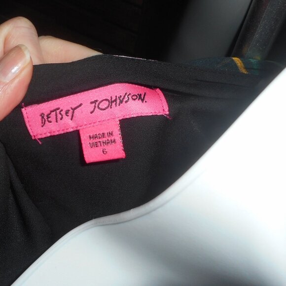 NWOT Betsey Johnson Navy floral long sleeve dress, size 6 - Picture 8 of 10